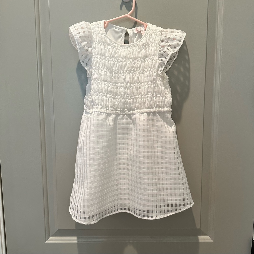 NWOT white girls Gianni Bini knee length dress